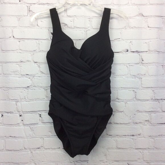 MiracleSuit Ruched One Piece Swimsuit Women's 6/10 Black Beach Cruise Vacation - Picture 10 of 11